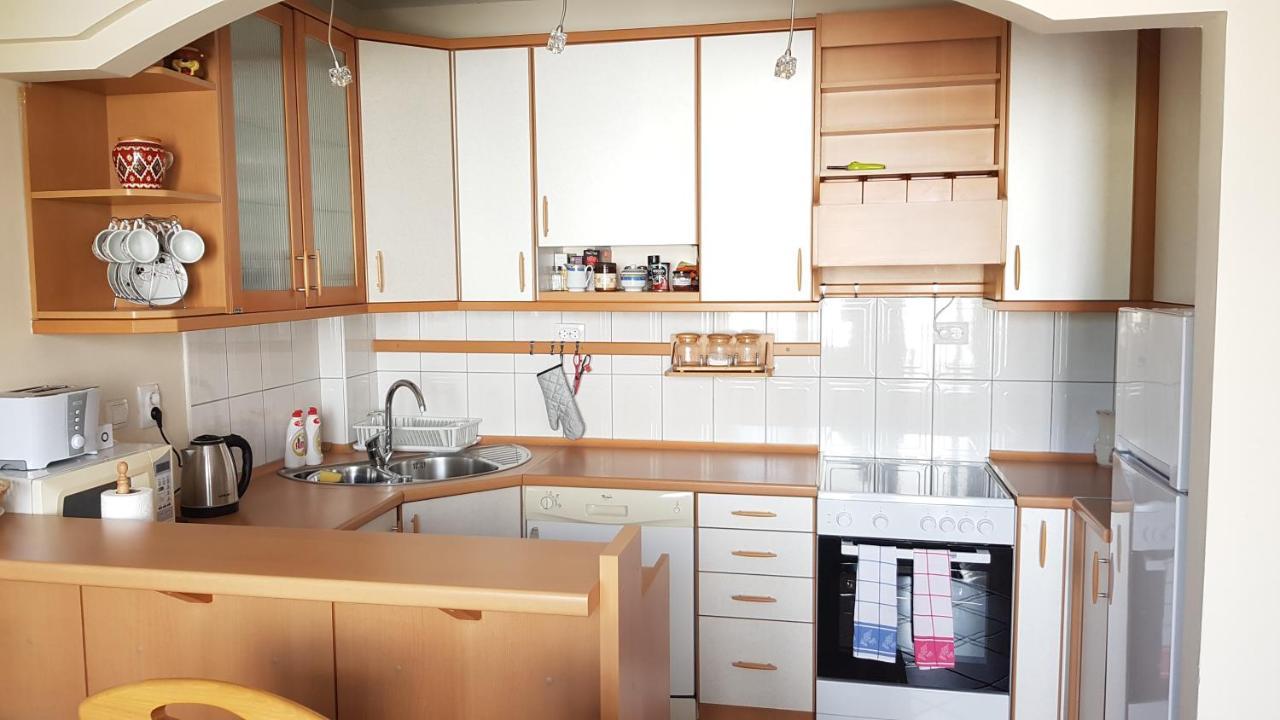 Golden Delight Central Apartment 스코페 외부 사진
