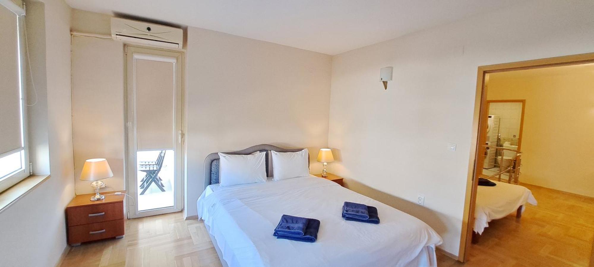 Golden Delight Central Apartment 스코페 외부 사진